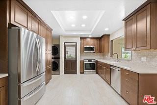 3101 Purdue Ave - Photo 7 of 8