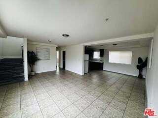 601 W 84th St - Photo 6 of 6