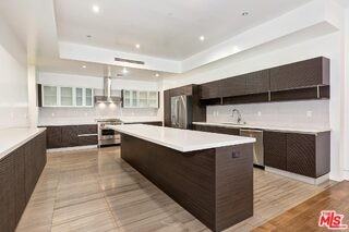 225 S Hamilton Dr #106 - Photo 3 of 7