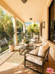 1146 Hacienda Pl #2 - Photo 7 of 8