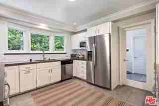 1154 N Wetherly Dr - Photo 6 of 8