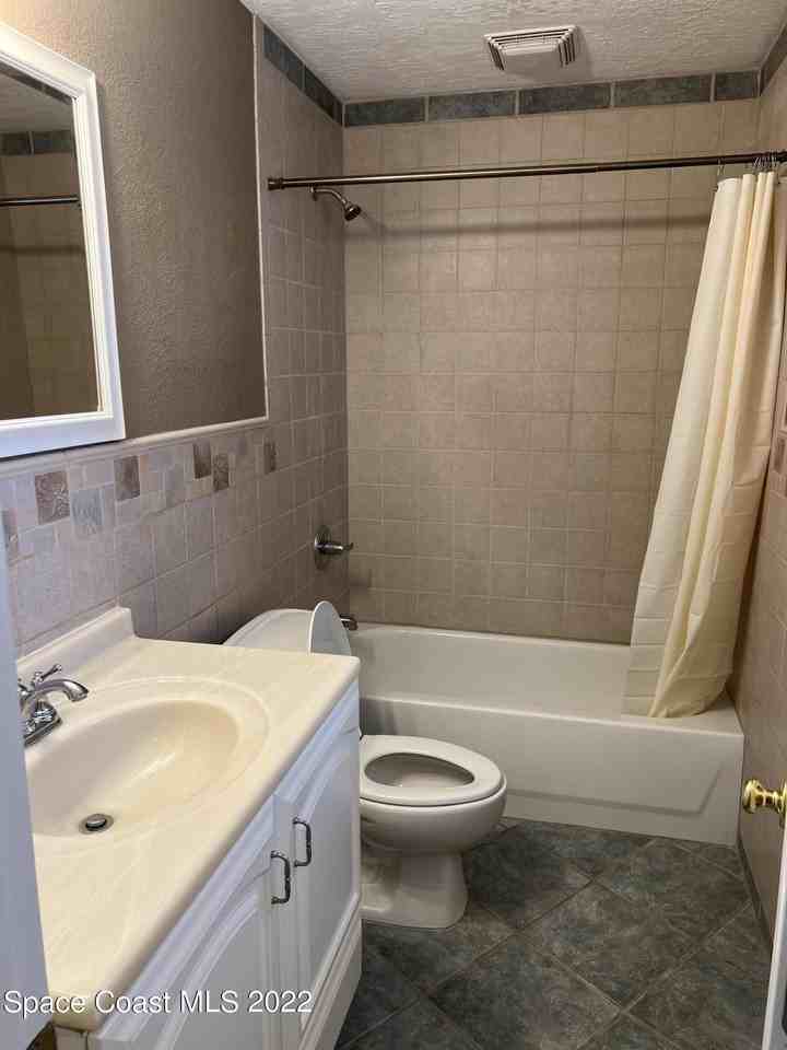 1580 Barna Ave - Photo 4 of 11