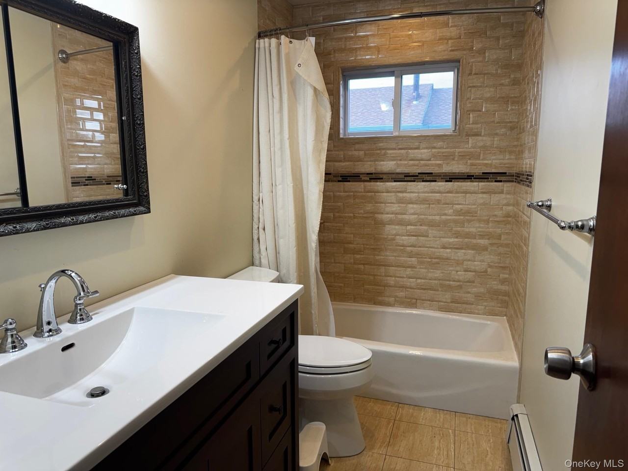 113 Maple Blvd - Photo 5 of 11