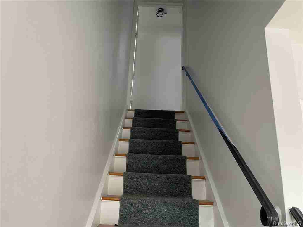 287 Mary Lou Ave - Photo 2 of 19