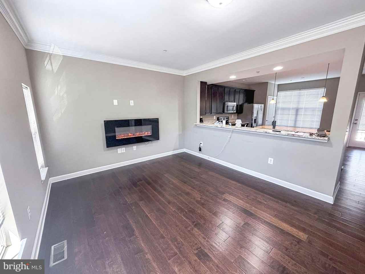 12 Charles Overlook Ln - Photo 3 of 24
