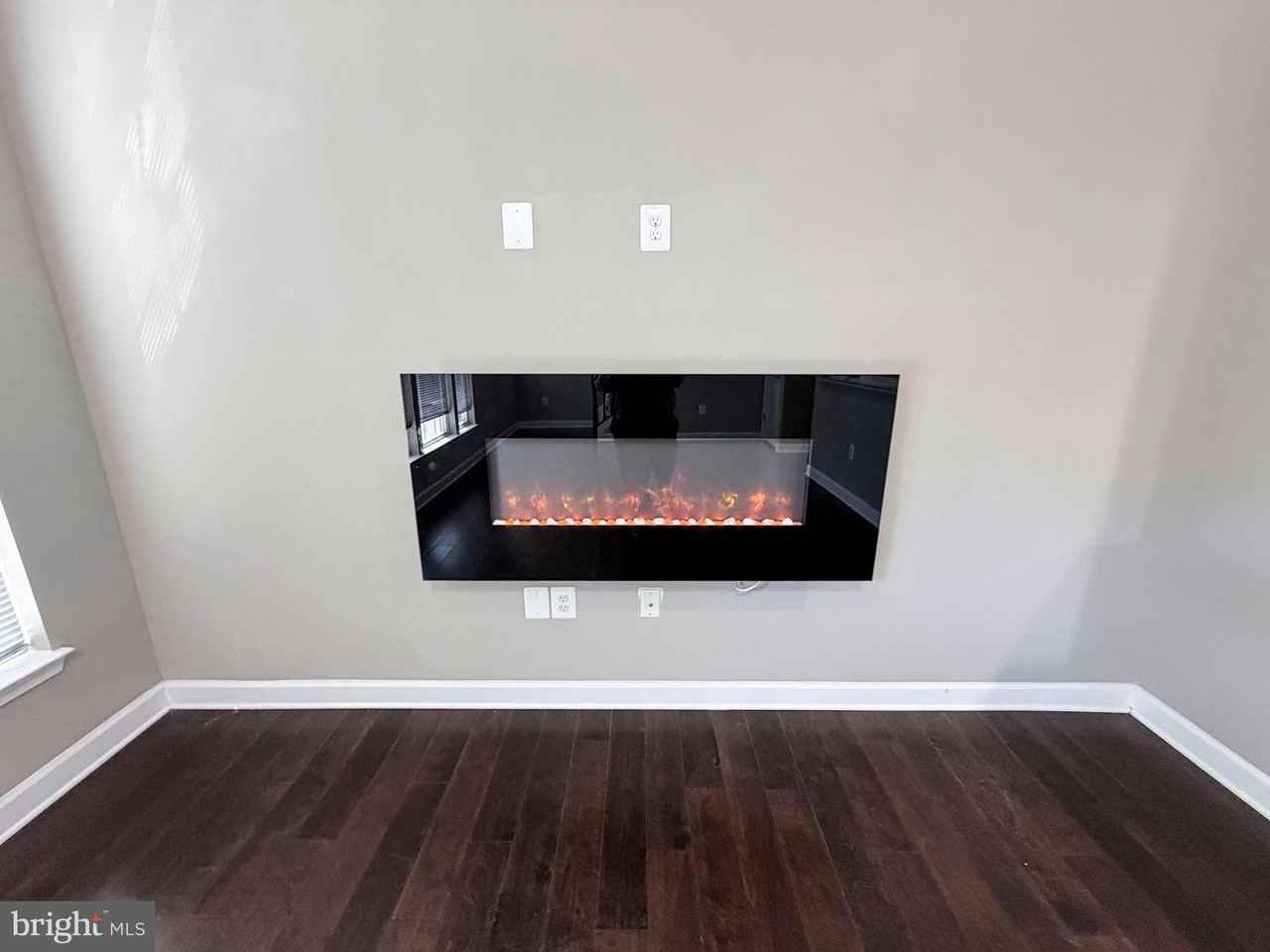 12 Charles Overlook Ln - Photo 4 of 24