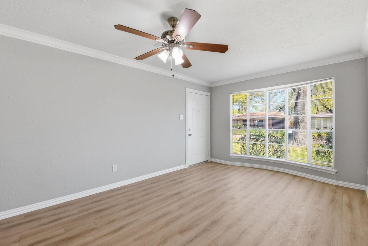 4438 Mccleester Dr - Photo 4 of 15