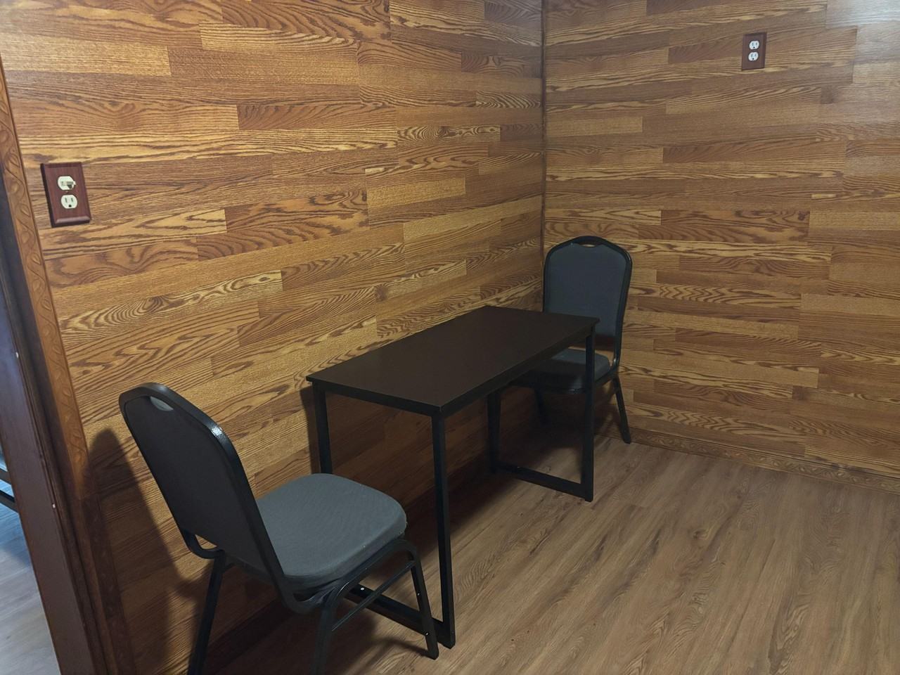 E Division St - Photo 2 of 6