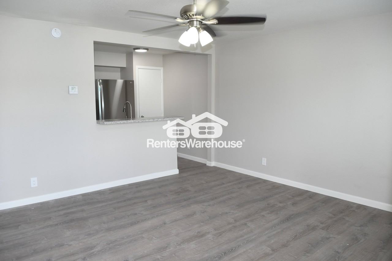 7519 N 12th St #5 - Photo 2 of 10