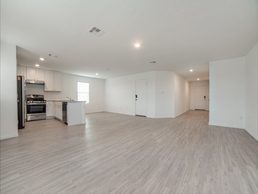 10410 Torroja Way - Photo 3 of 13
