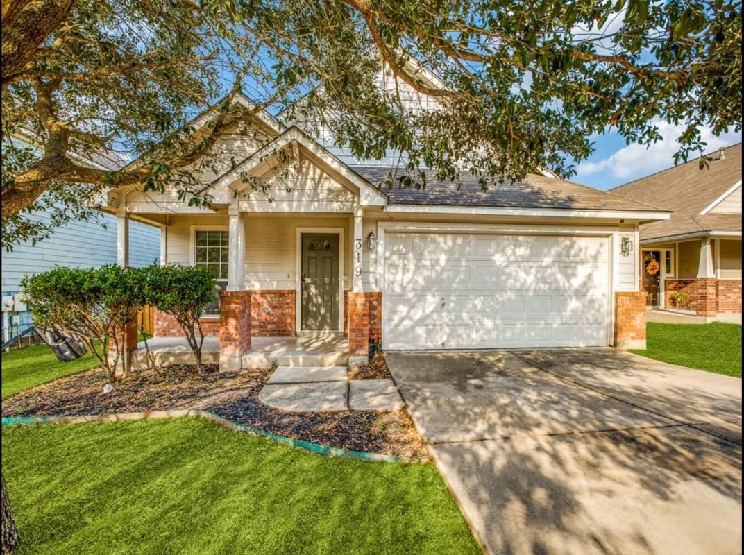 319 Willow Grove Dr