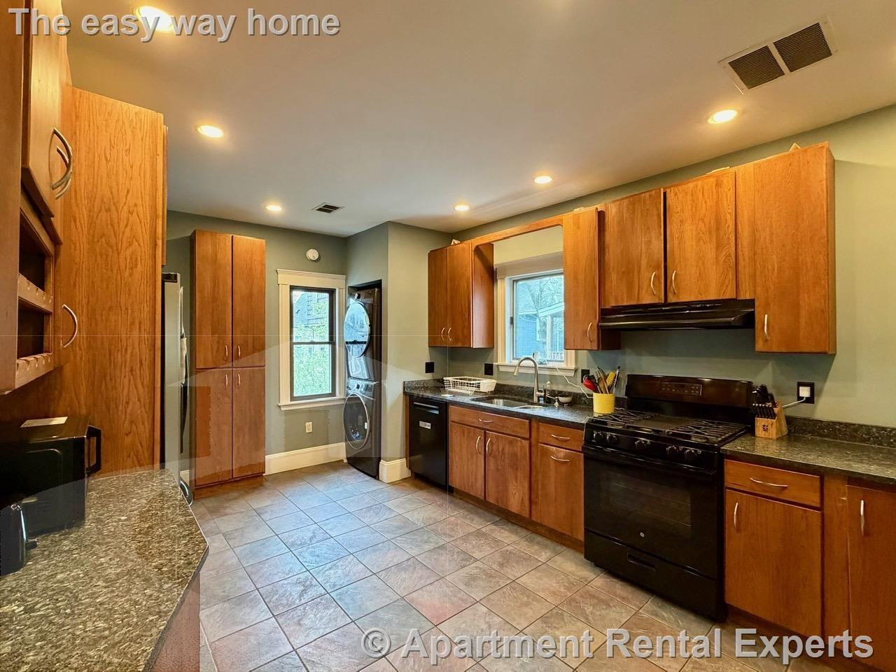 33 Chetwynd Rd - Photo 2 of 14