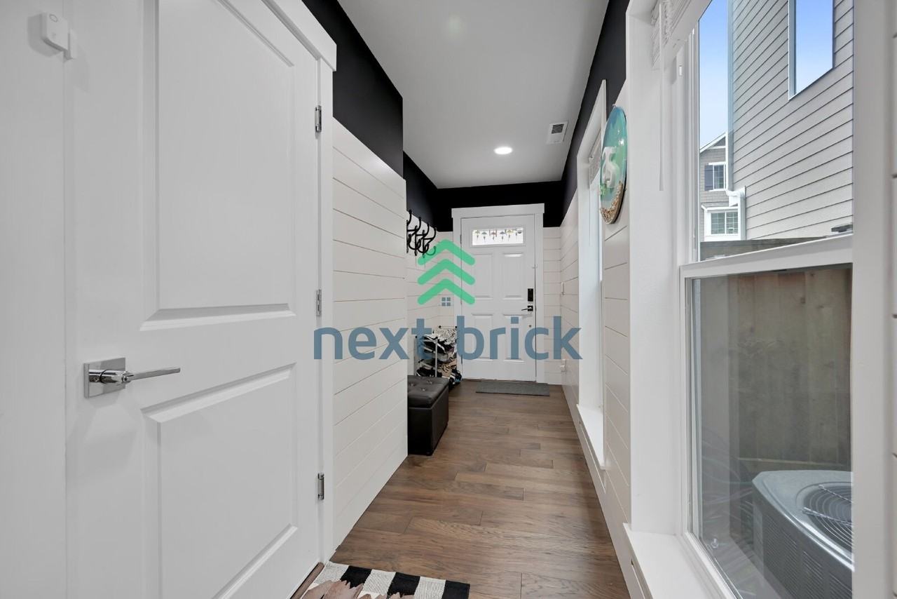 19725 Meridian Pl W #17 - Photo 3 of 25