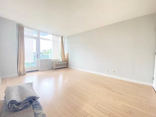 601 Ocean Pkwy #4E - Photo 6 of 10