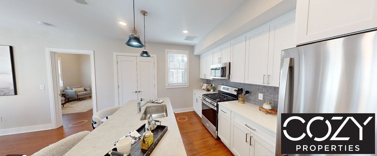 384 Harvard St - Photo 7 of 19