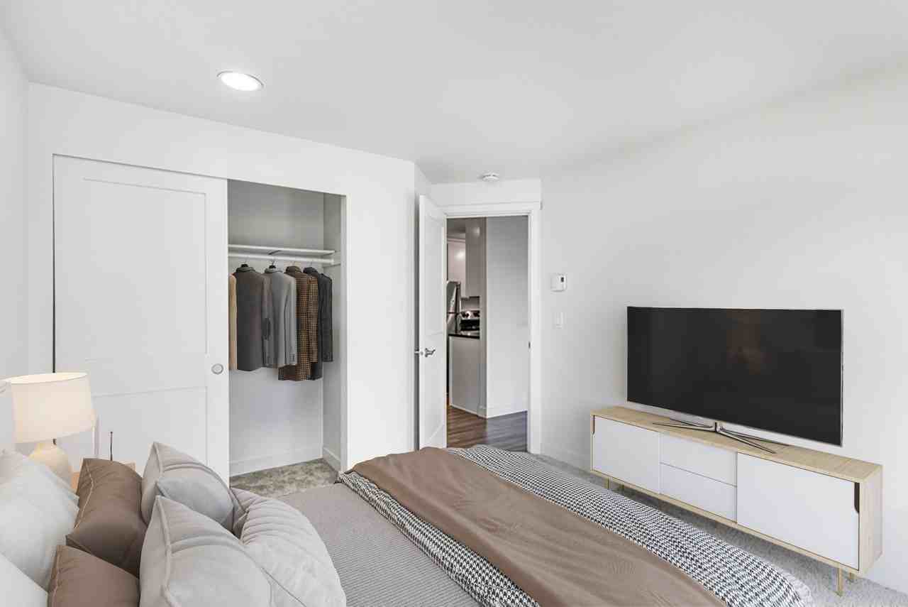 Ballard Heights Apartments - Photo 7 of 17