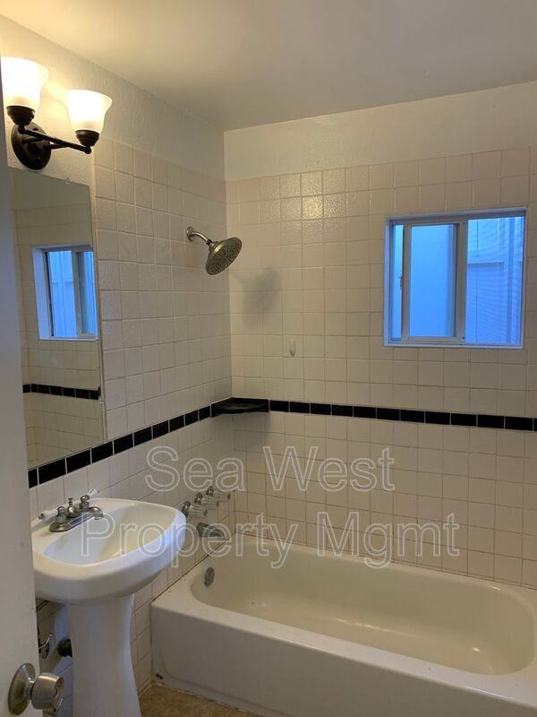 123 W Jason St #C - Photo 4 of 14