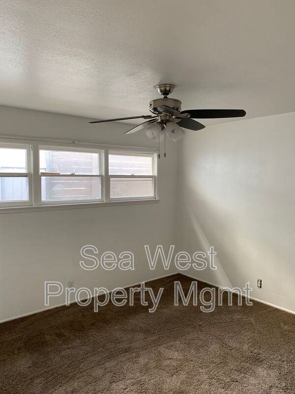 123 W Jason St #C - Photo 6 of 14