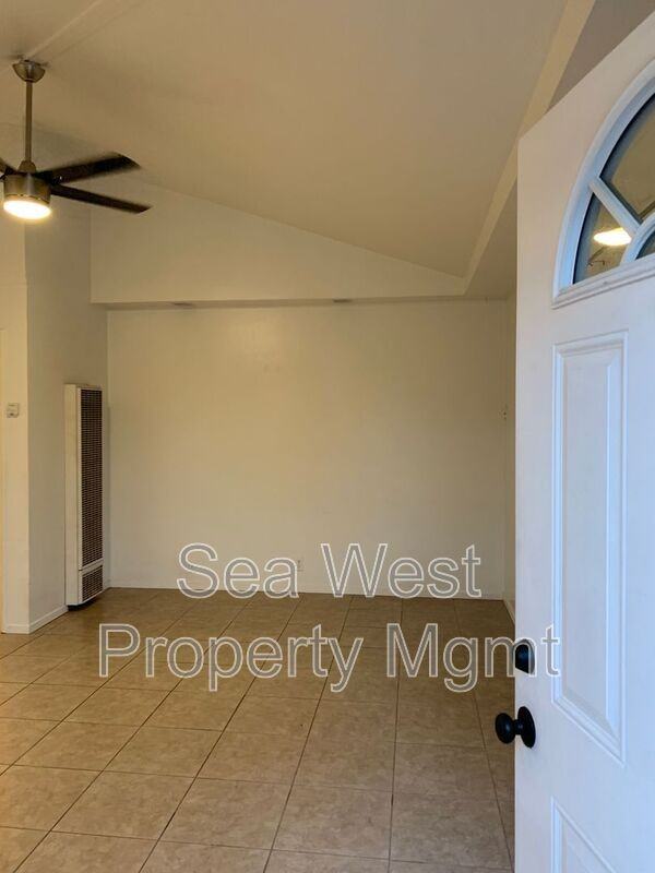 123 W Jason St #C - Photo 7 of 14