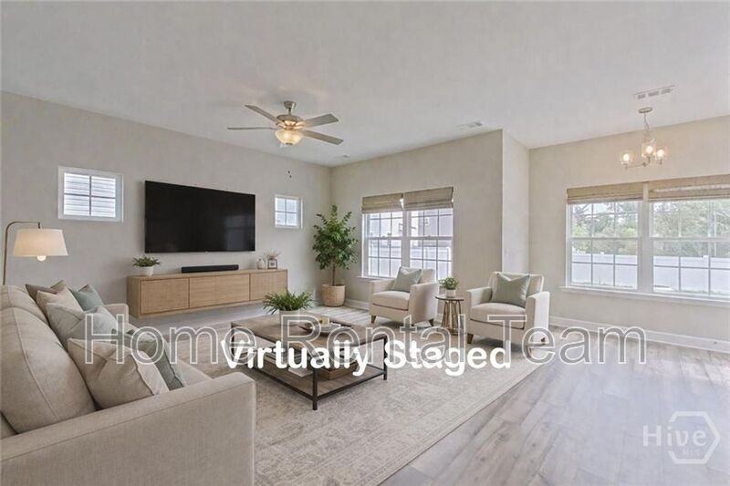 215 James Dr - Photo 6 of 25