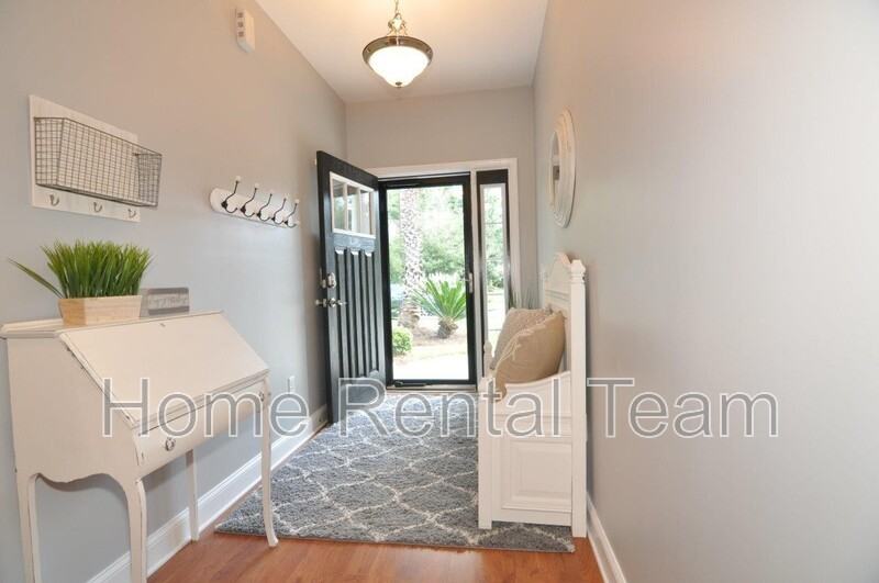 156 Cottonham Ct - Photo 4 of 35
