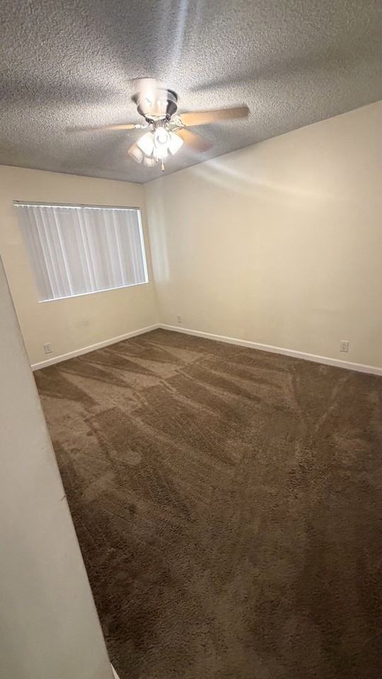 3620 S PACIFIC AVE - Photo 5 of 13