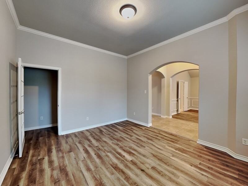 8713 Windblow Ct - Photo 3 of 20