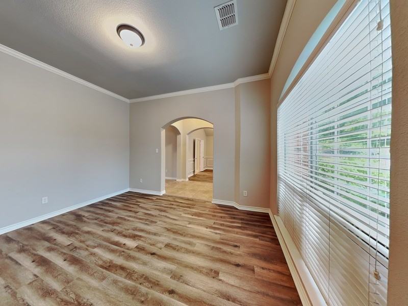 8713 Windblow Ct - Photo 4 of 20