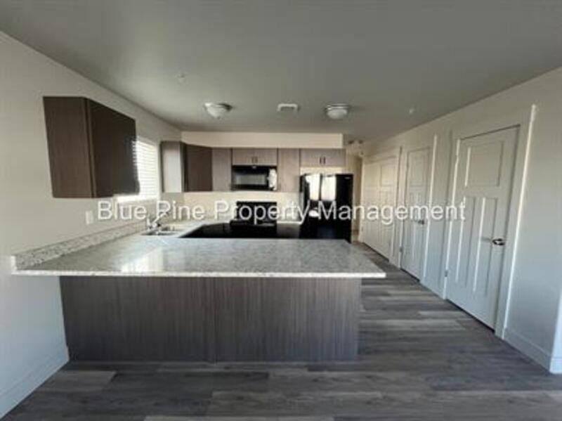 3565 E Gample Ave #2 - Photo 3 of 10