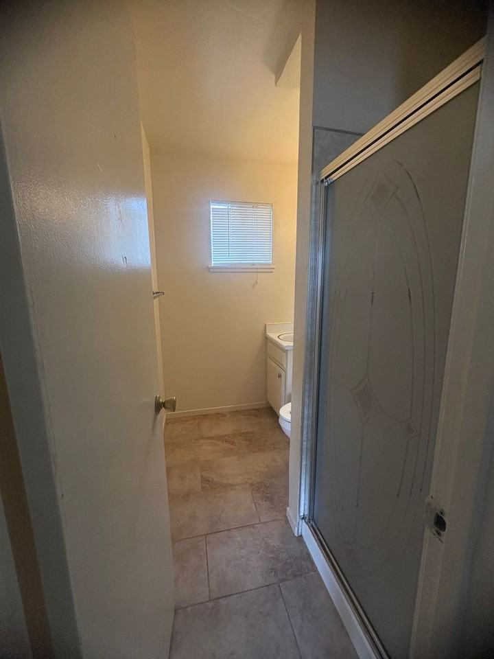 x Normandy Apts. - Photo 6 of 46