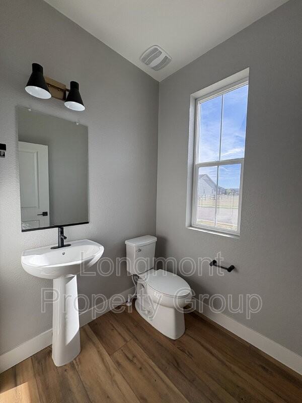 12745 Park Creek Way - Photo 2 of 26