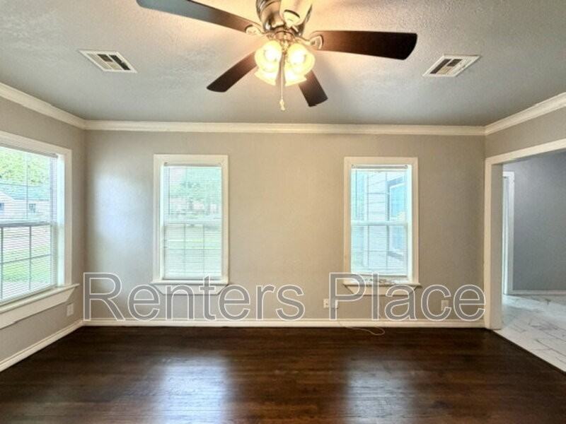 707 N Florence Pl - Photo 3 of 15