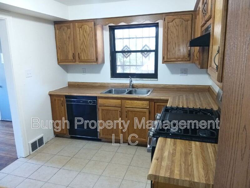 8614 Bricelyn St - Photo 6 of 18