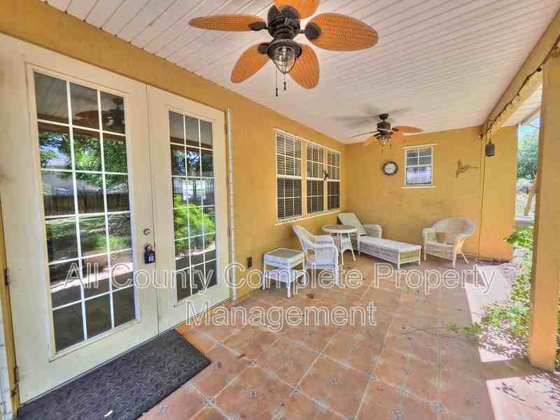 413 Talbot Bay Dr - Photo 7 of 43