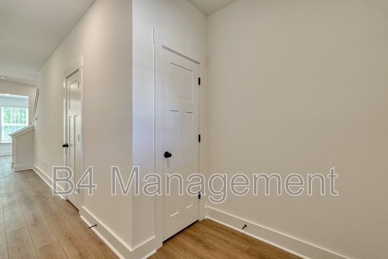 416 W Parima Ct - Photo 7 of 37