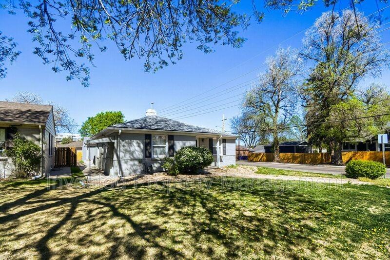 785 Elm St - Photo 4 of 19