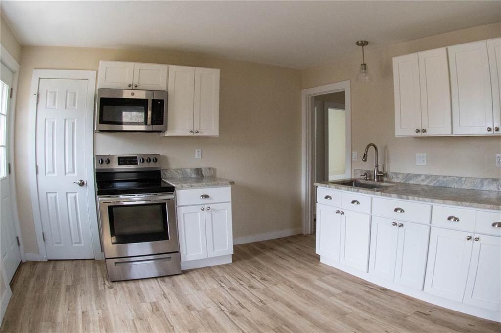 457 Carolina Back Rd ##B - Photo 4 of 16