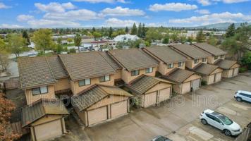 featured image of 1253 Brandon Ct