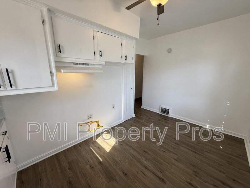 2821A N 57th St - Photo 5 of 16