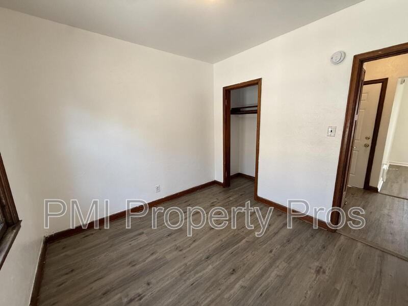 2821A N 57th St - Photo 7 of 16