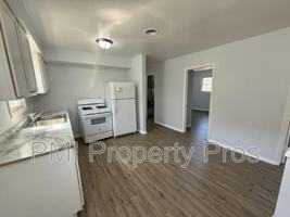 featured image of 2716A N Buffum St