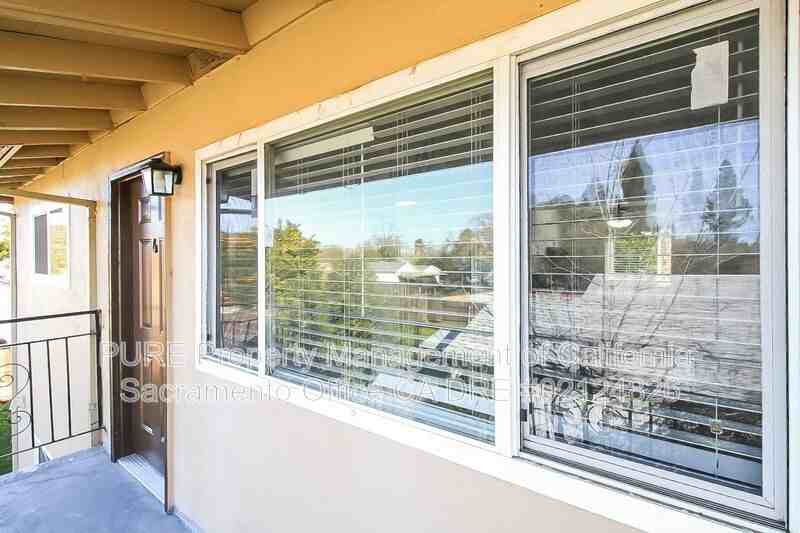 130 Elm St #4 - Photo 2 of 18