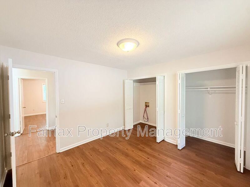 475 Cedar Lake Rd #A - Photo 6 of 12
