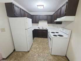 3130 E Rosser Ave - Photo 1 of 1