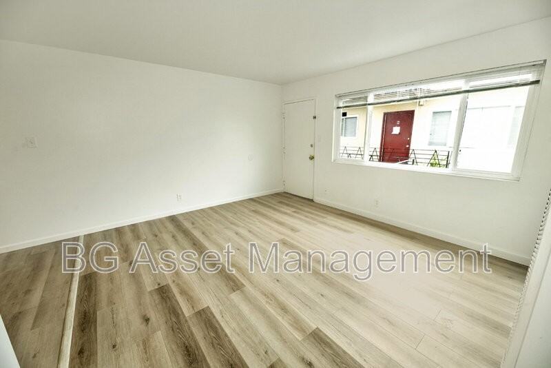 146 19th St #I - Photo 2 of 40