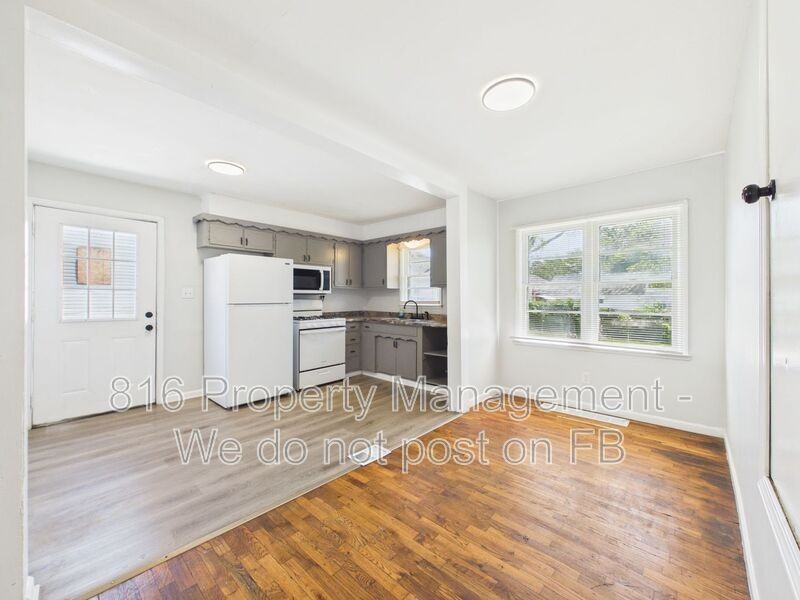 10323 E 20th St S - Photo 5 of 28