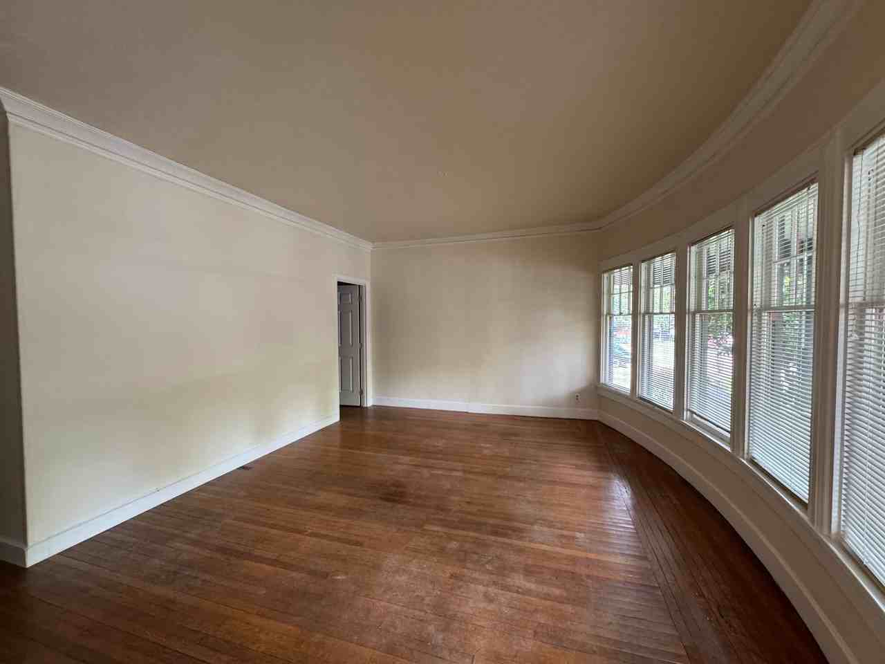 379 E 12th Ave - Photo 2 of 9