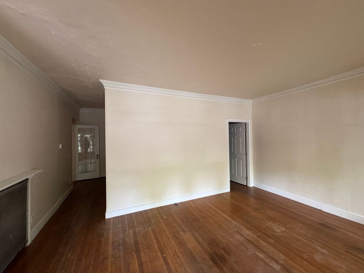 379 E 12th Ave - Photo 3 of 9