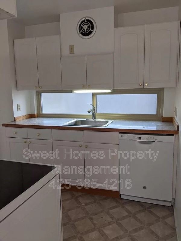 2650 14th Ave W - Photo 5 of 13