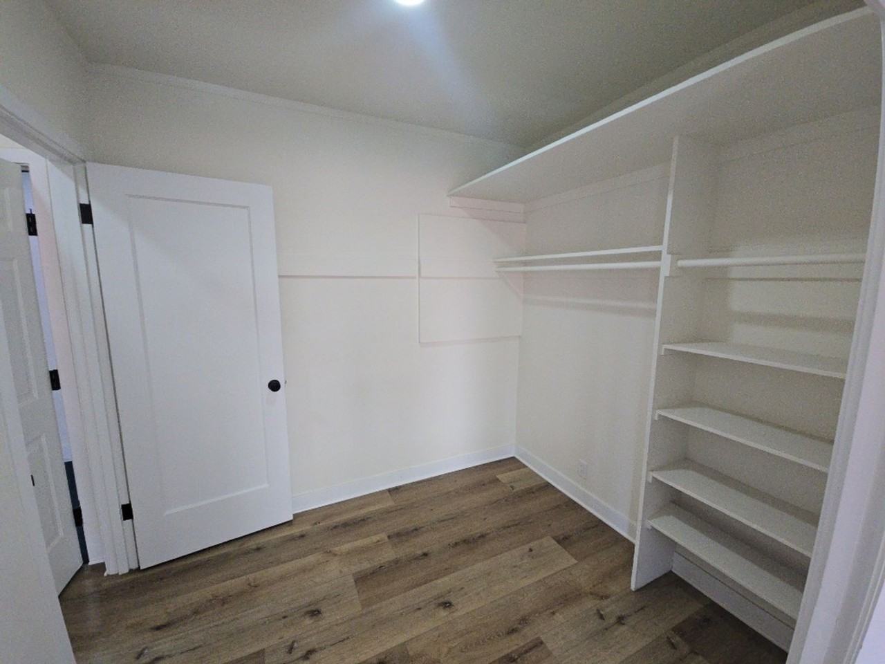 516 G St. [PRM: Andrew] - Photo 5 of 26